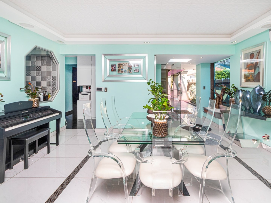 To Let 6 Bedroom Property for Rent in Pecanwood Estate North West